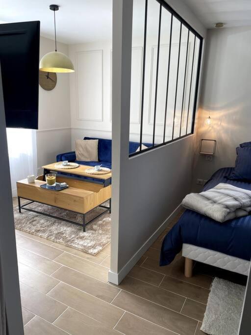 Bleu Supreme Balneo Apartment Vierzon Exterior photo
