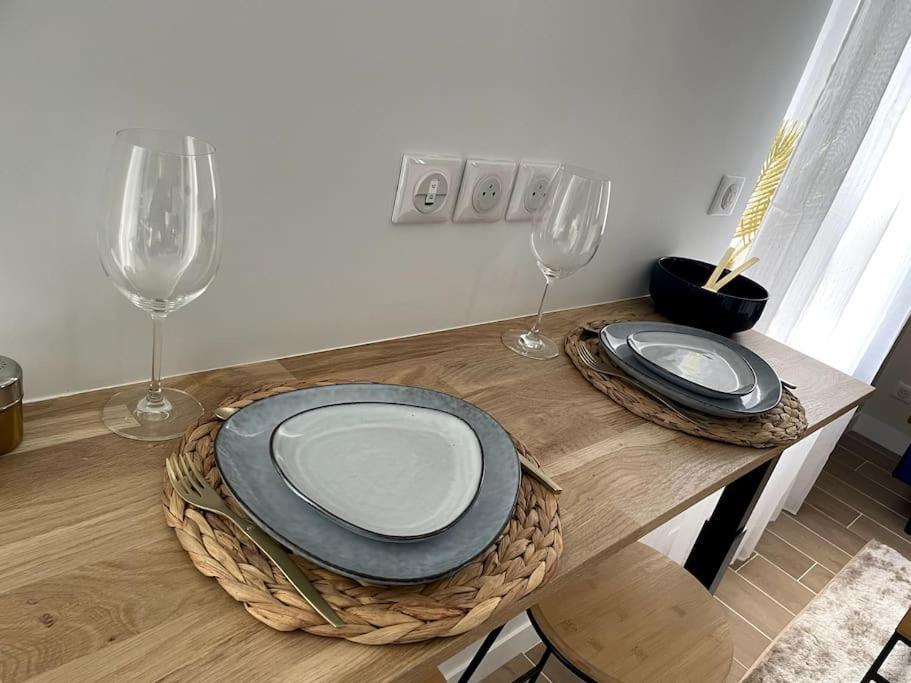 Bleu Supreme Balneo Apartment Vierzon Exterior photo